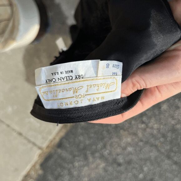 Vintage 1980s Black Lace Flapper-Inspired Dress with Satin Bow & Puffed Sleeves - Picture 2 of 12